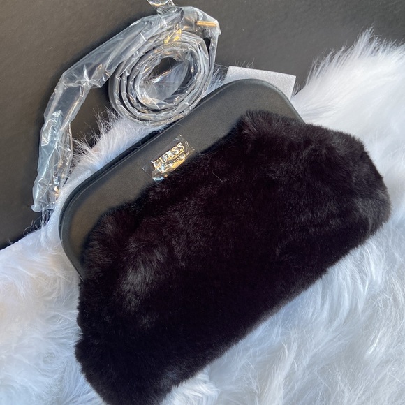 New GUESS Tesoro Crossbody Clutch - Picture 4 of 6